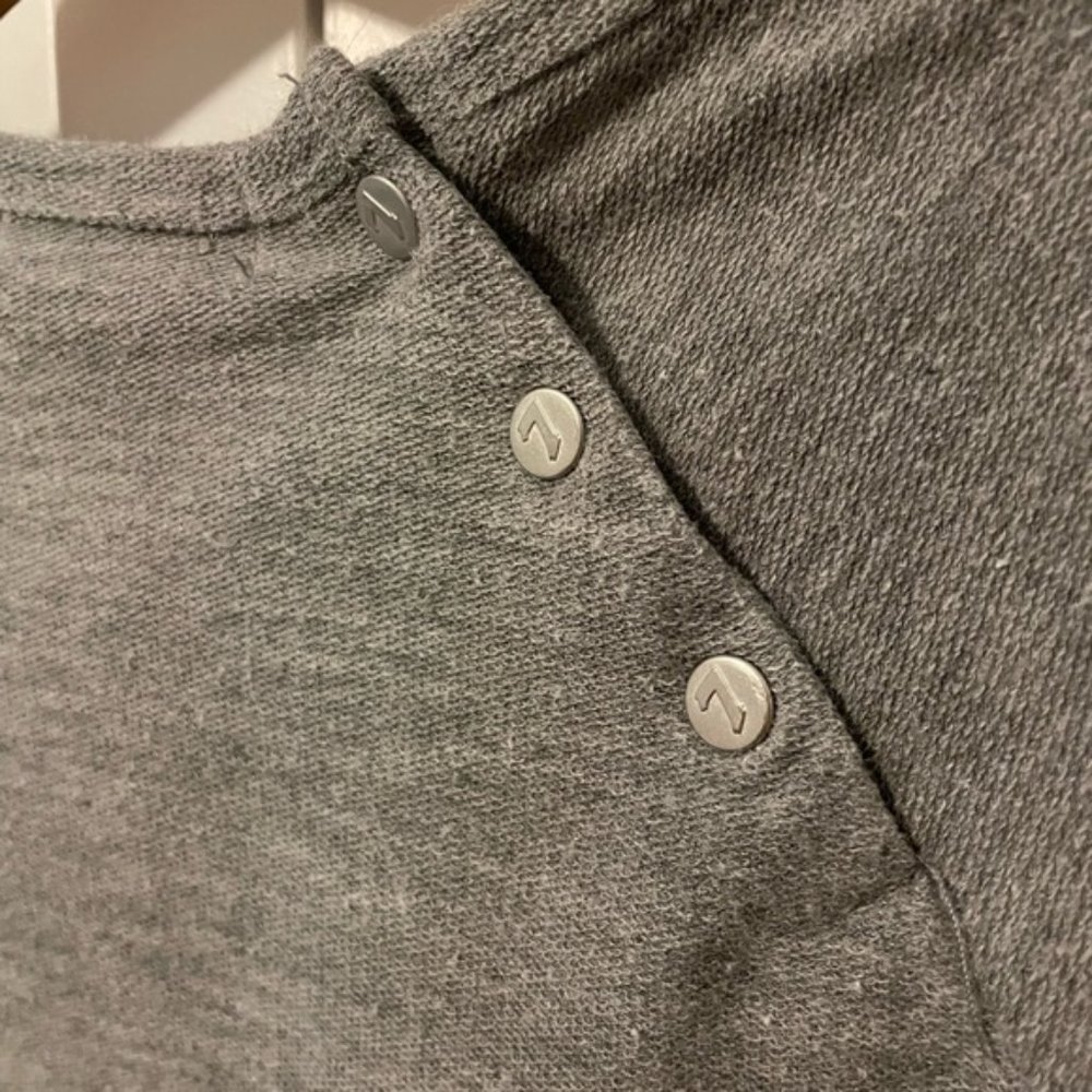 7 FOR ALL MANKIND Jumper Pullover Sweater Grey Pink Floral Buttons Girl’s 4T - Picture 4 of 5